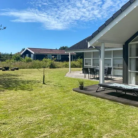 بيت للعطل Beautiful Near On Secluded Plot