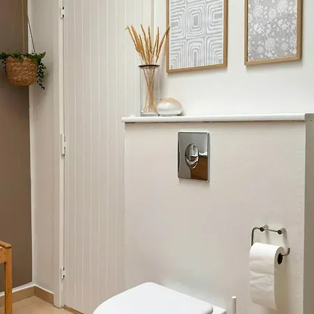 بيت للعطل Beautiful Near On Secluded Plot